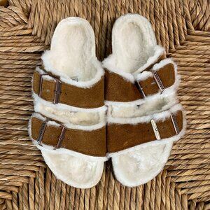 Birkenstocks size 40 furry sandals